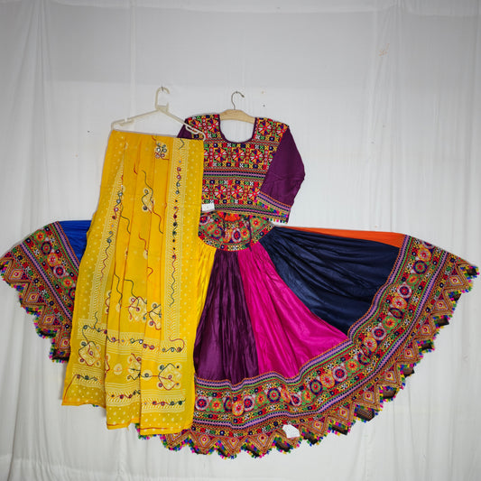Freesize Navvrang Doubegher Chaniya Choli