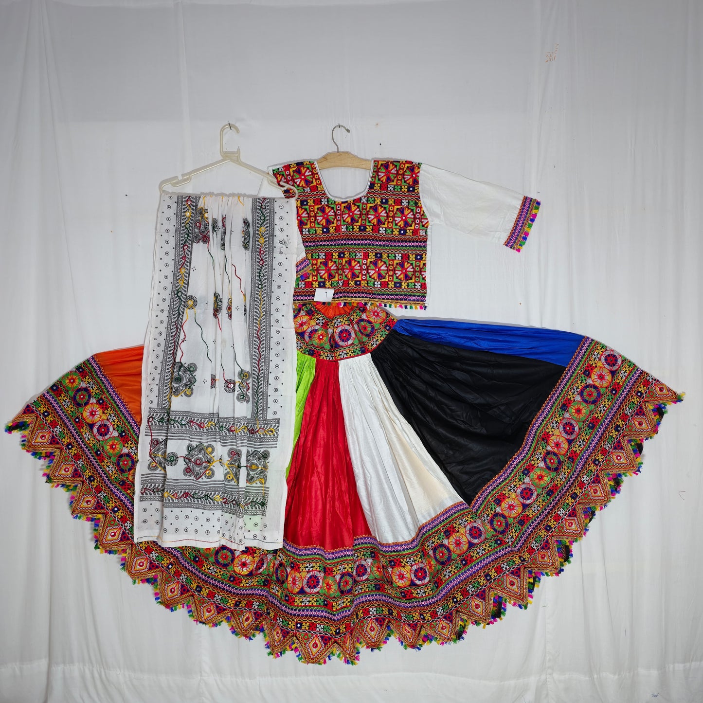 Freesize Navvrang Doubegher Chaniya Choli