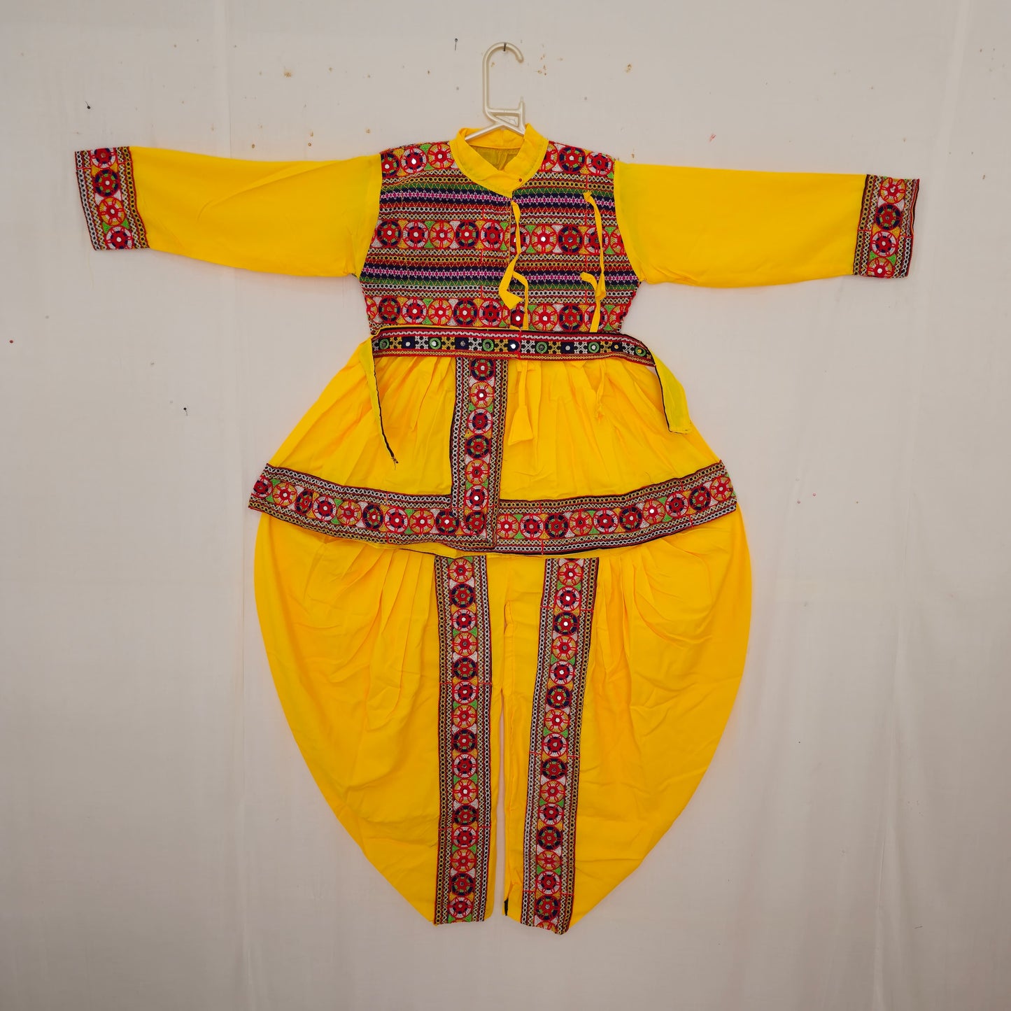 Upper Body Round Work Kediya
